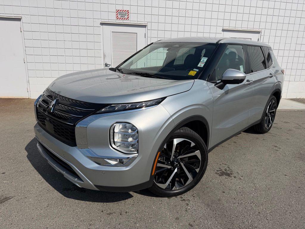Mitsubishi Outlander 2024