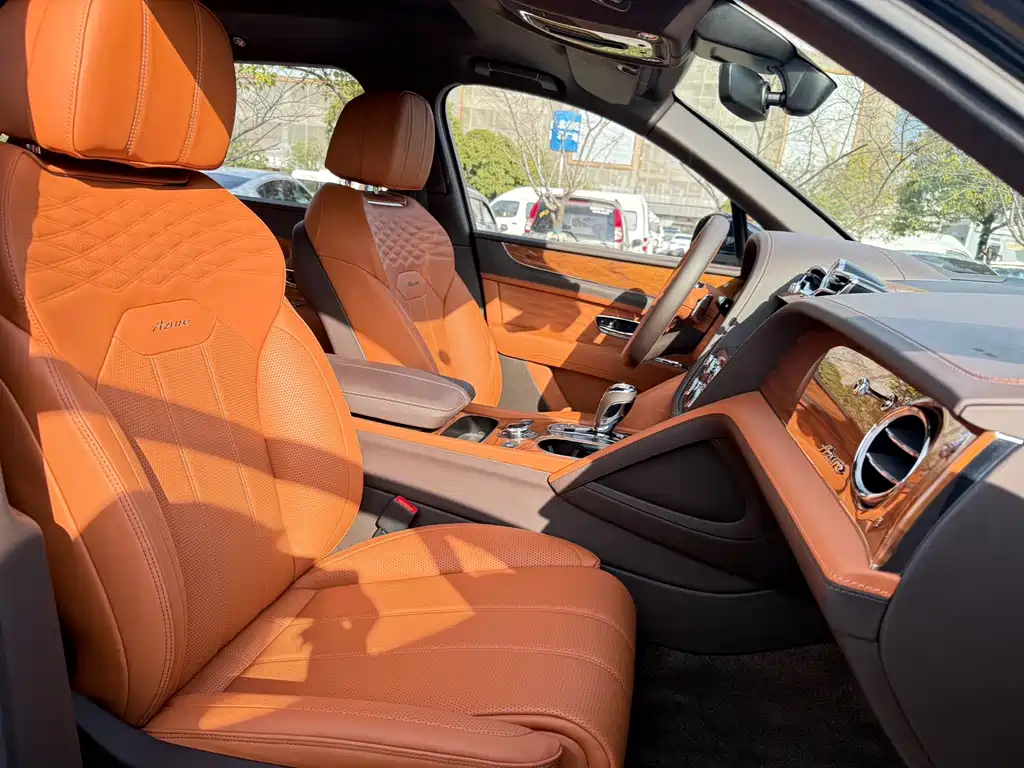 Bentley Bentayga 2023
