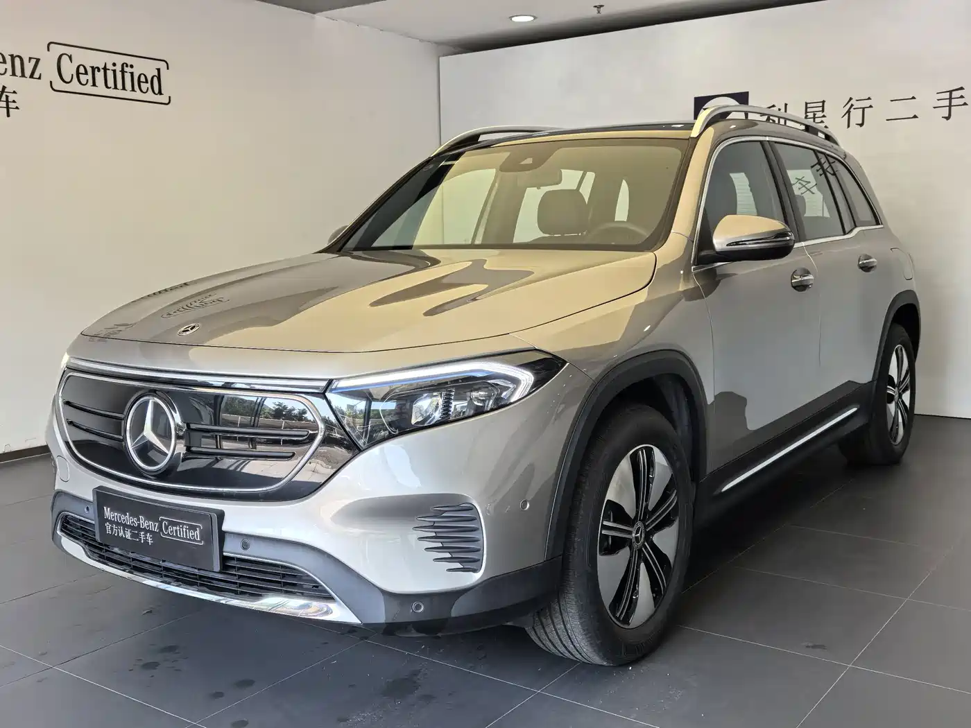Mercedes-Benz EQB 2026