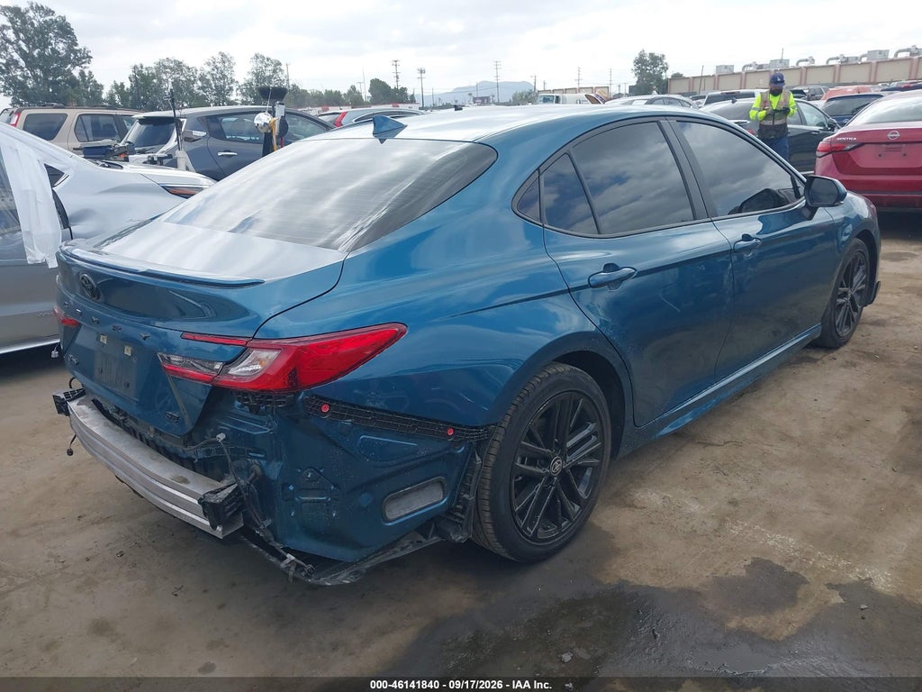 Toyota Camry 2026