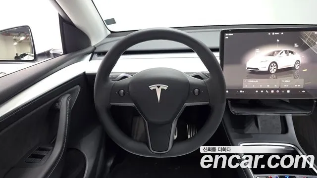 Tesla Model Y 2023