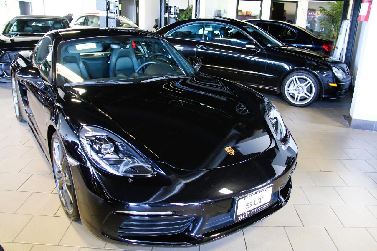 Porsche Cayman 2024