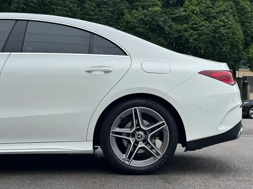 Mercedes-Benz CLA 2021