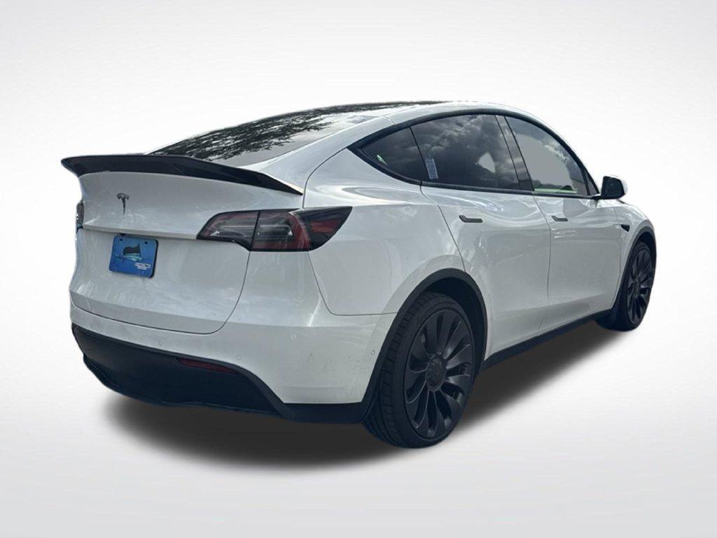 Tesla Model Y 2022