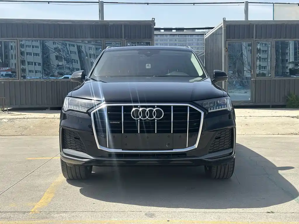 Audi Q7 2021