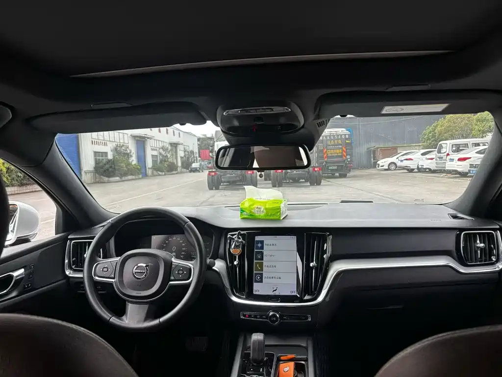 Volvo S60 2021