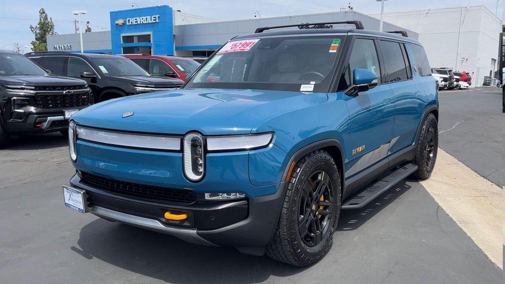 Rivian R1S 2023