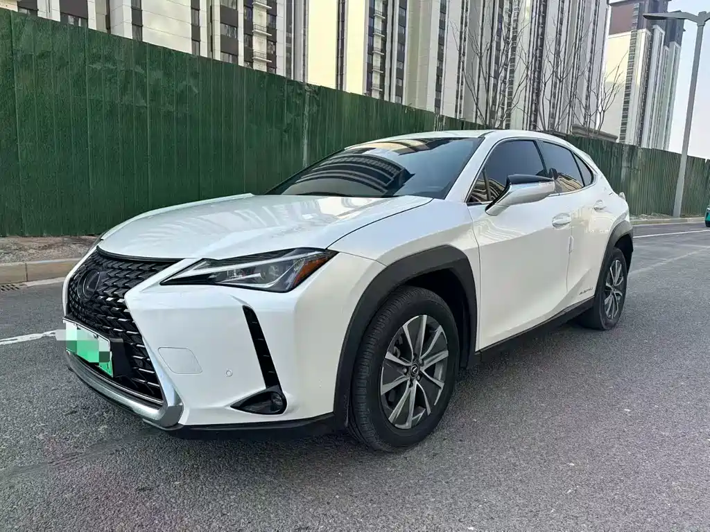 Lexus UX 2020