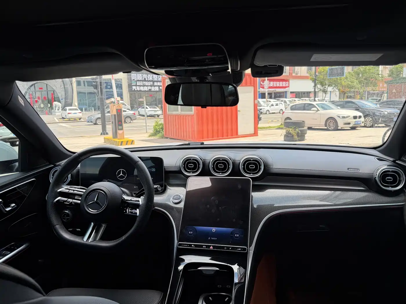 Mercedes-Benz C-Класс 2023
