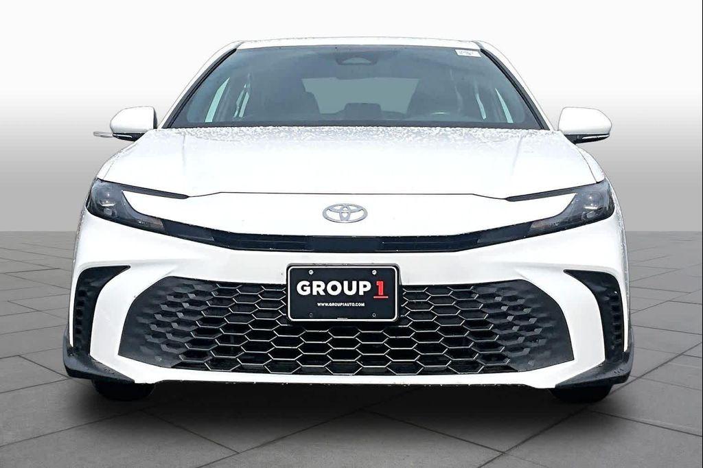 Toyota Camry 2025