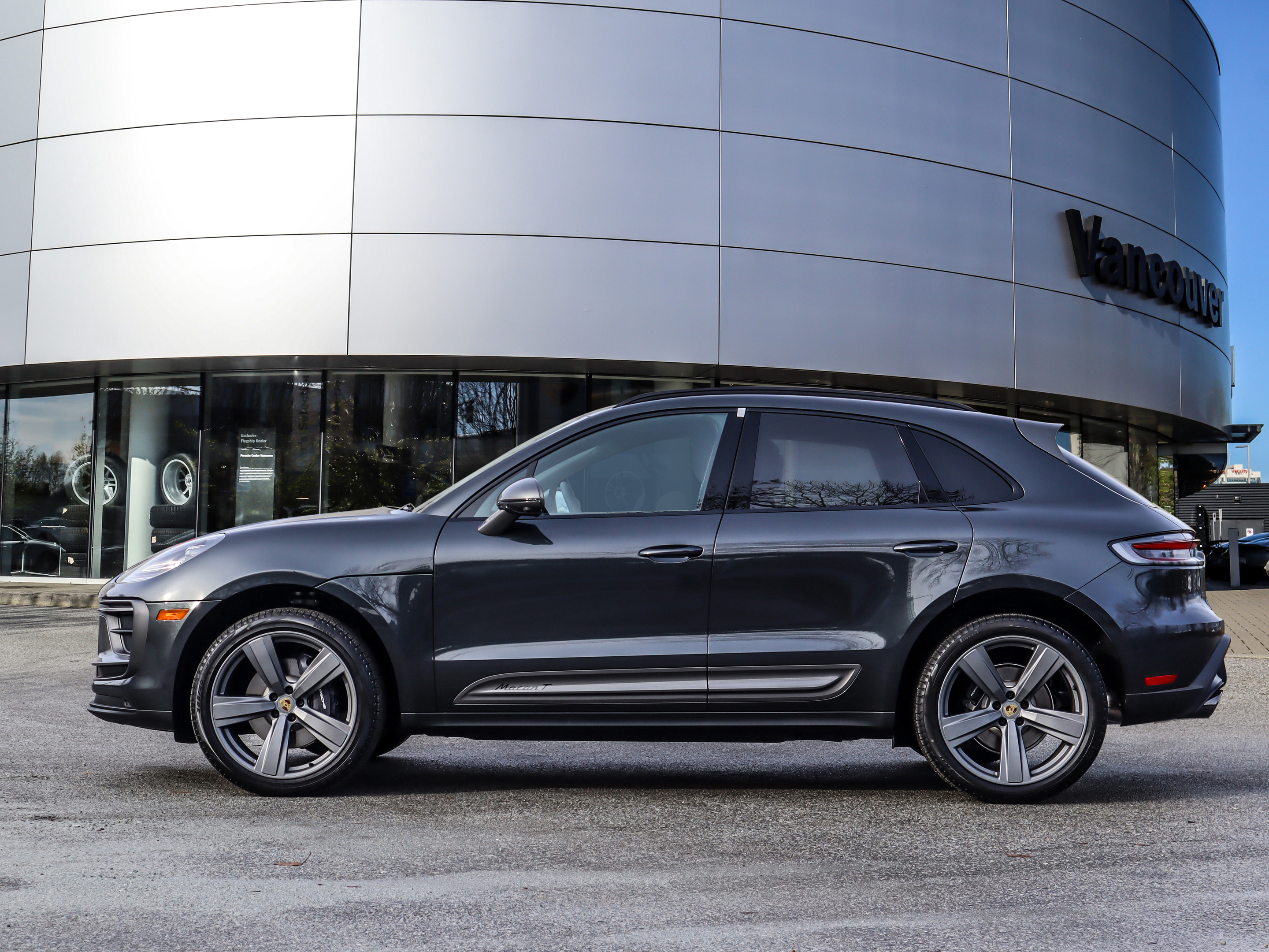 Porsche Macan 2025