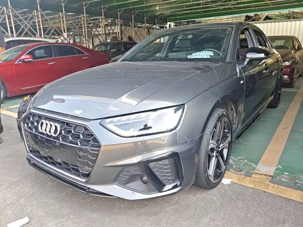 Audi A4 2024
