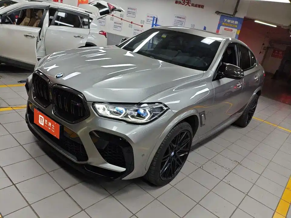 BMW X6 M 2022