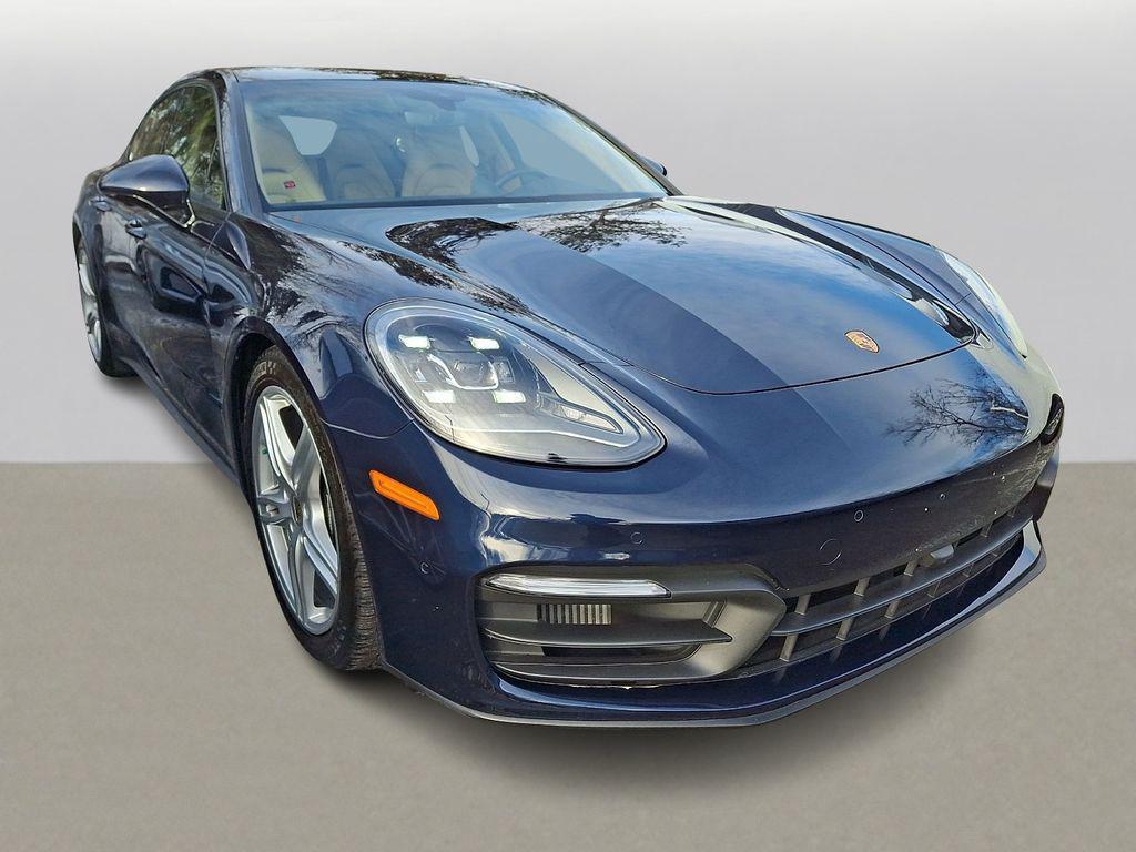 Porsche Panamera 2022