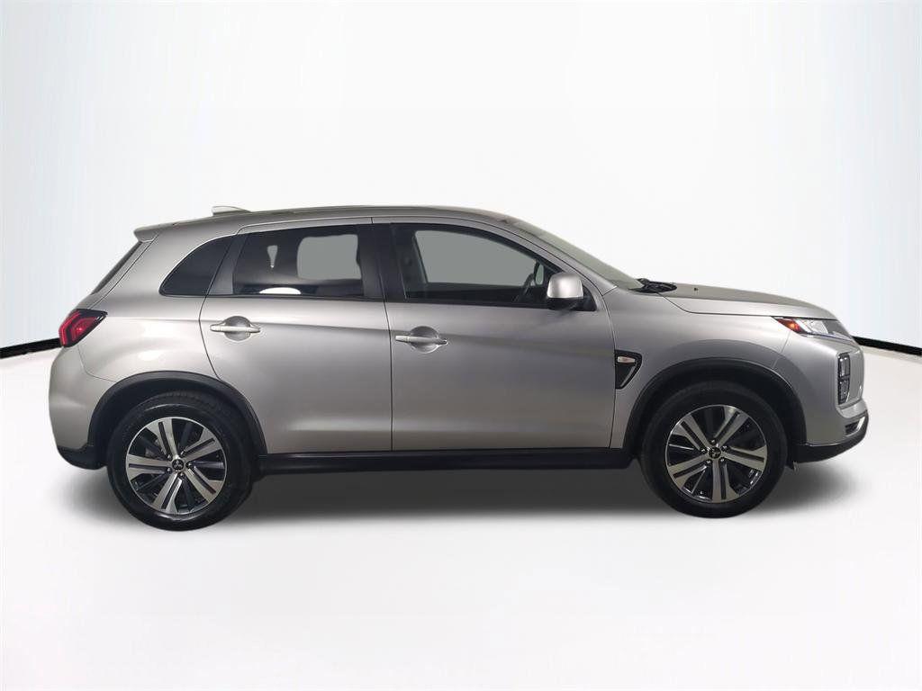 Mitsubishi Outlander Sport 2024