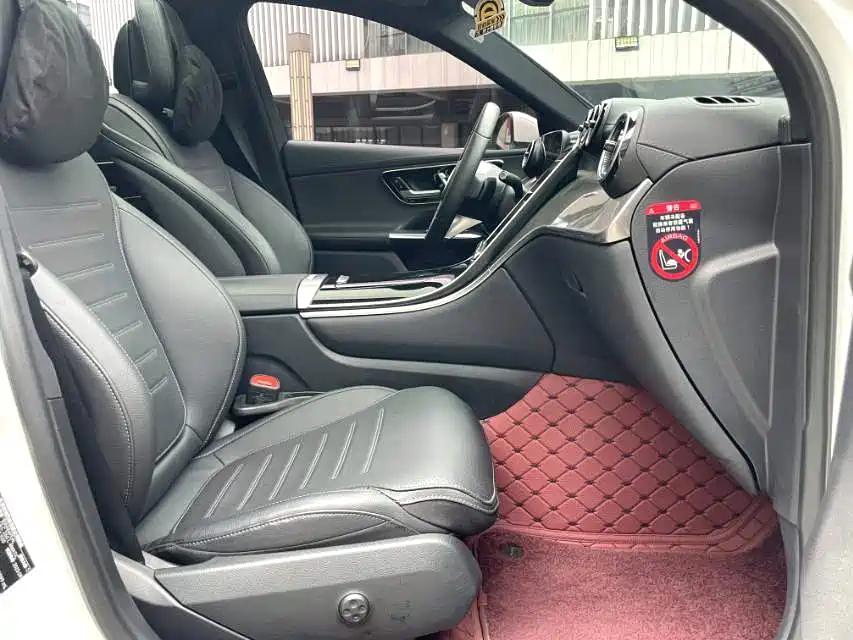 Mercedes-Benz GLC 2023