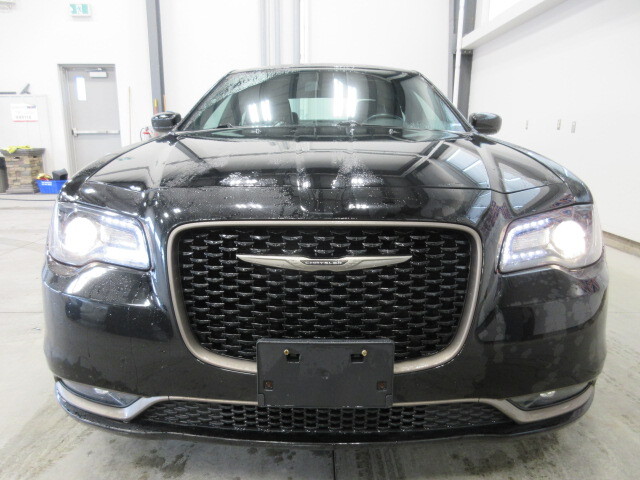 Chrysler 300 2020