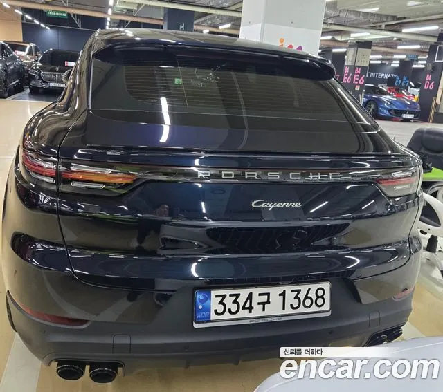 Porsche Cayenne 2021