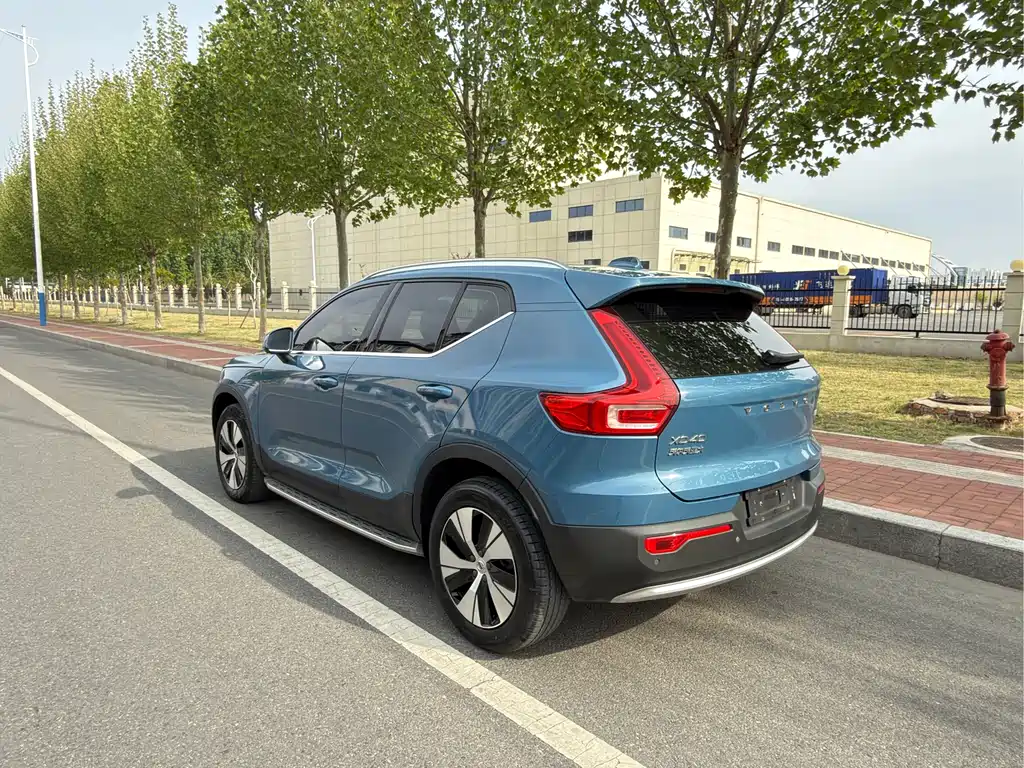 Volvo XC40 2023
