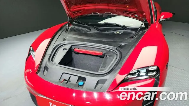 Porsche Taycan 2023