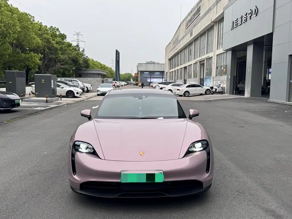 Porsche Taycan 2021