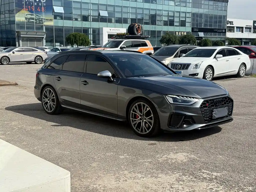 Audi S4 2024