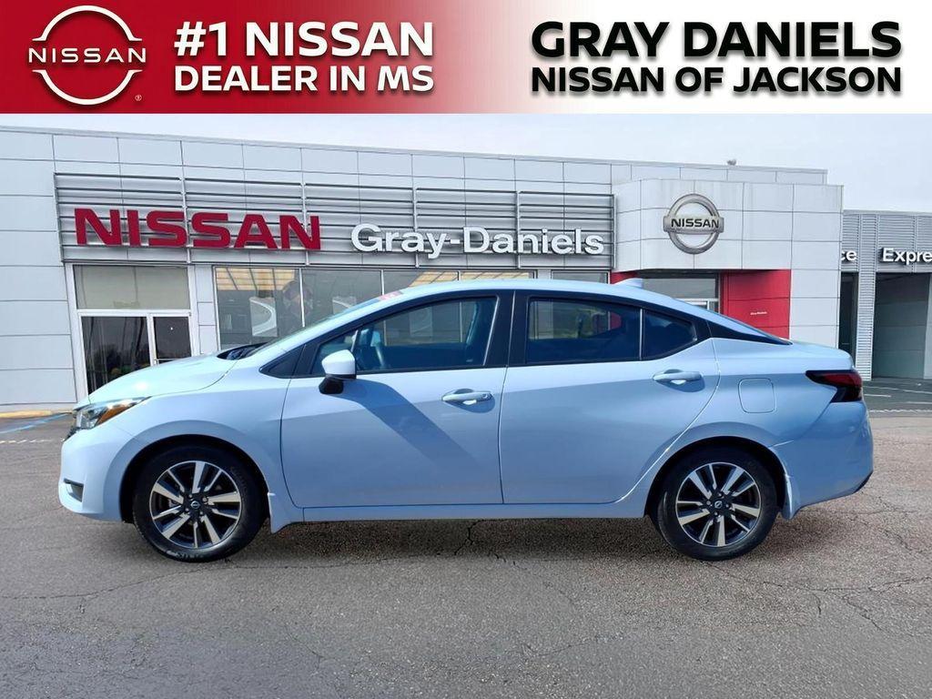 Nissan Versa 2025
