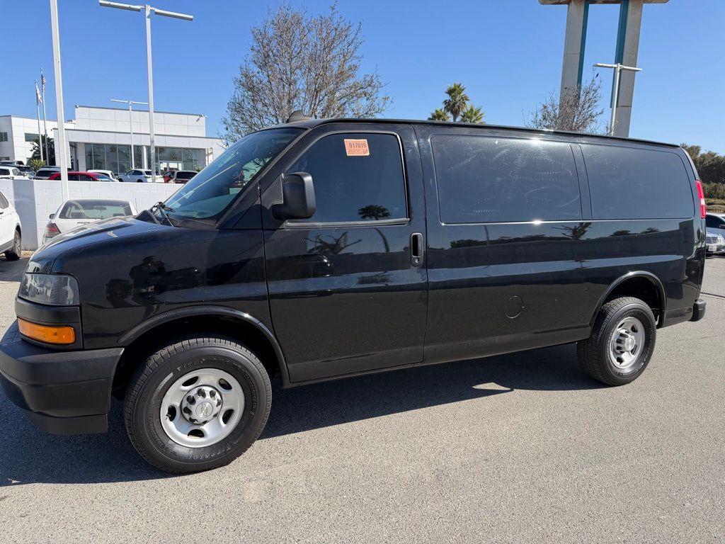 Chevrolet Express 2021