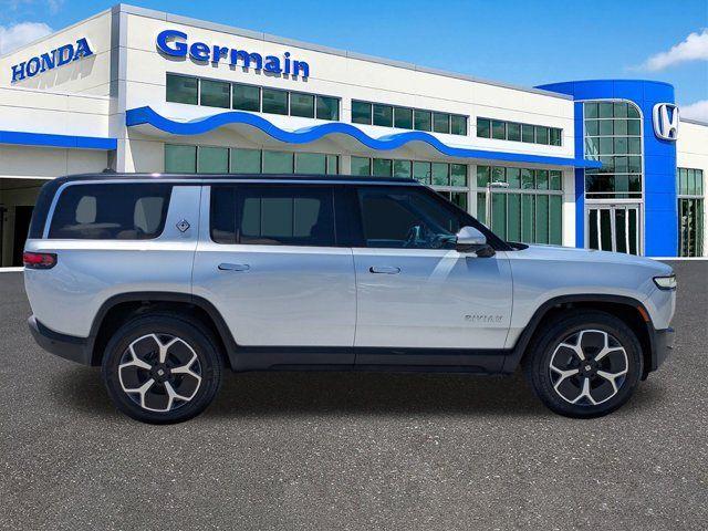 Rivian R1S 2024