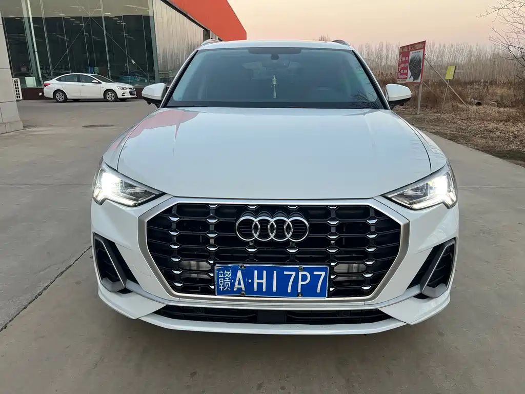 Audi Q3 2022