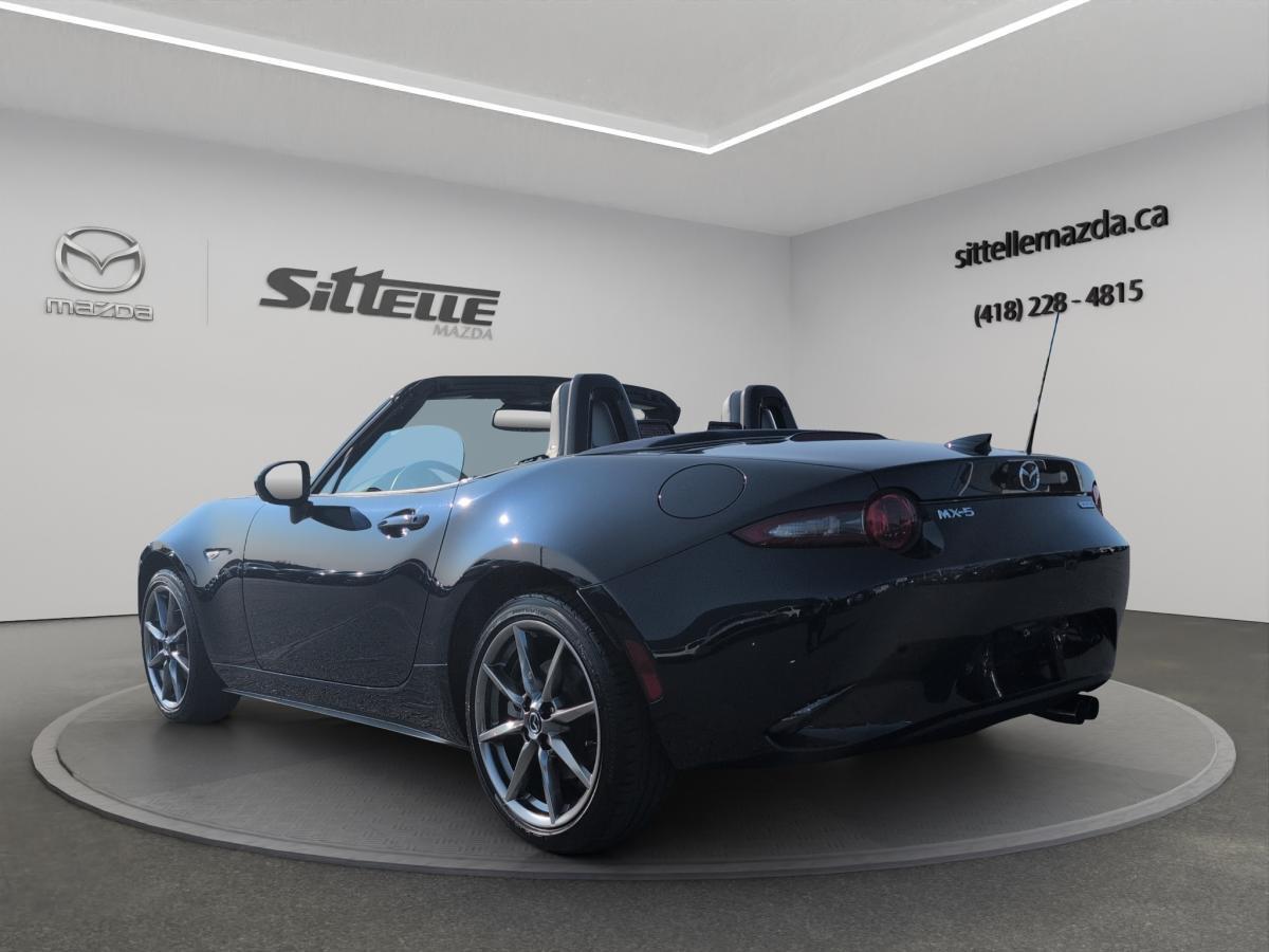 Mazda MX-5 2022