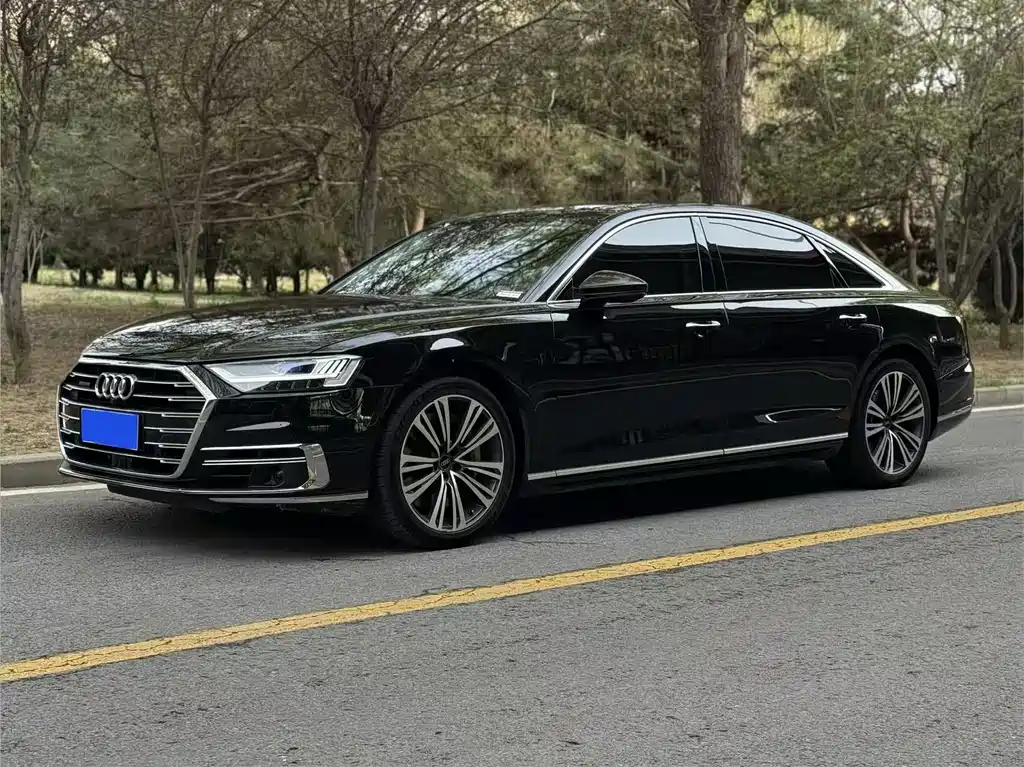 Audi A8 2022