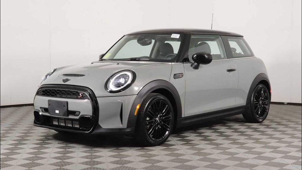 Mini Hardtop 2023