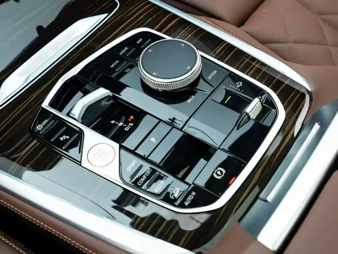 BMW X7 2023