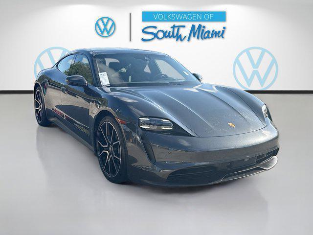 Porsche Taycan 2023