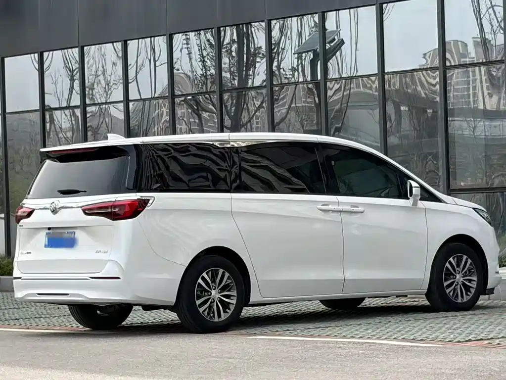 Buick GL8 2021