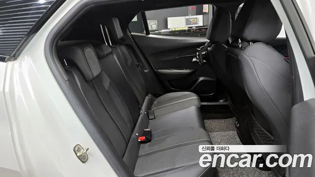 Peugeot 2008 2021