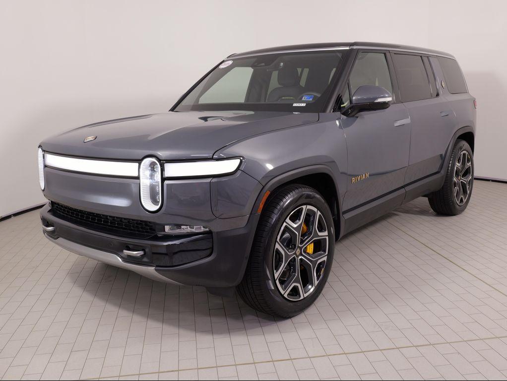 Rivian R1S 2023