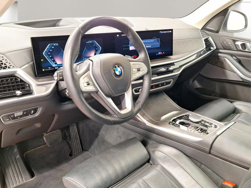 BMW X7 2023