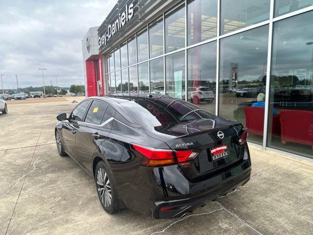 Nissan Altima 2024