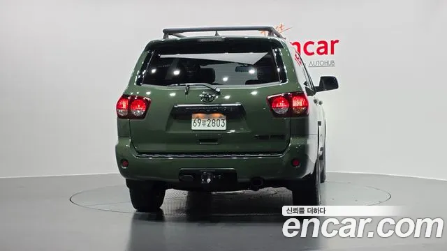 Toyota Sequoia 2020