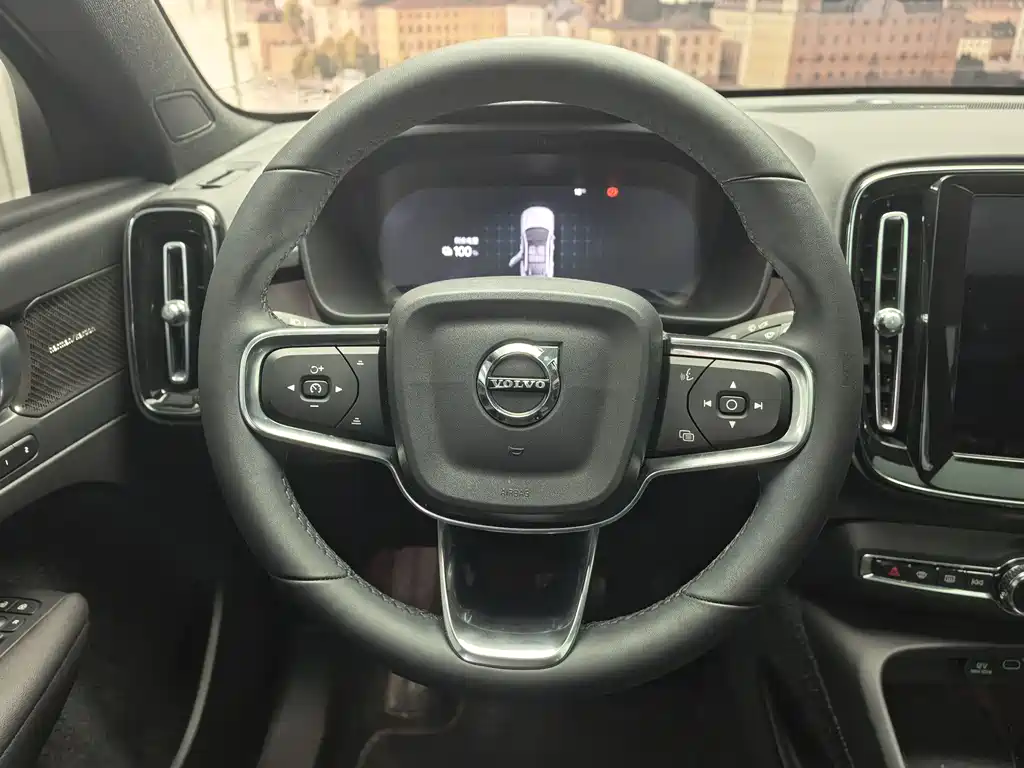 Volvo C40 2024