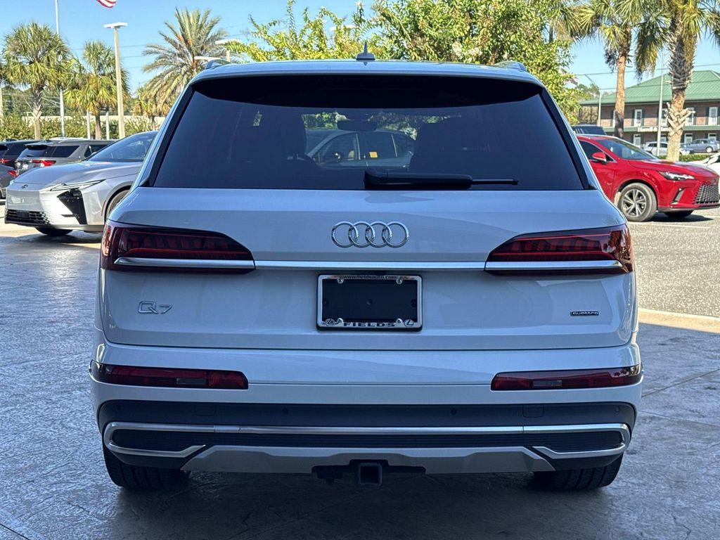 Audi Q7 2024
