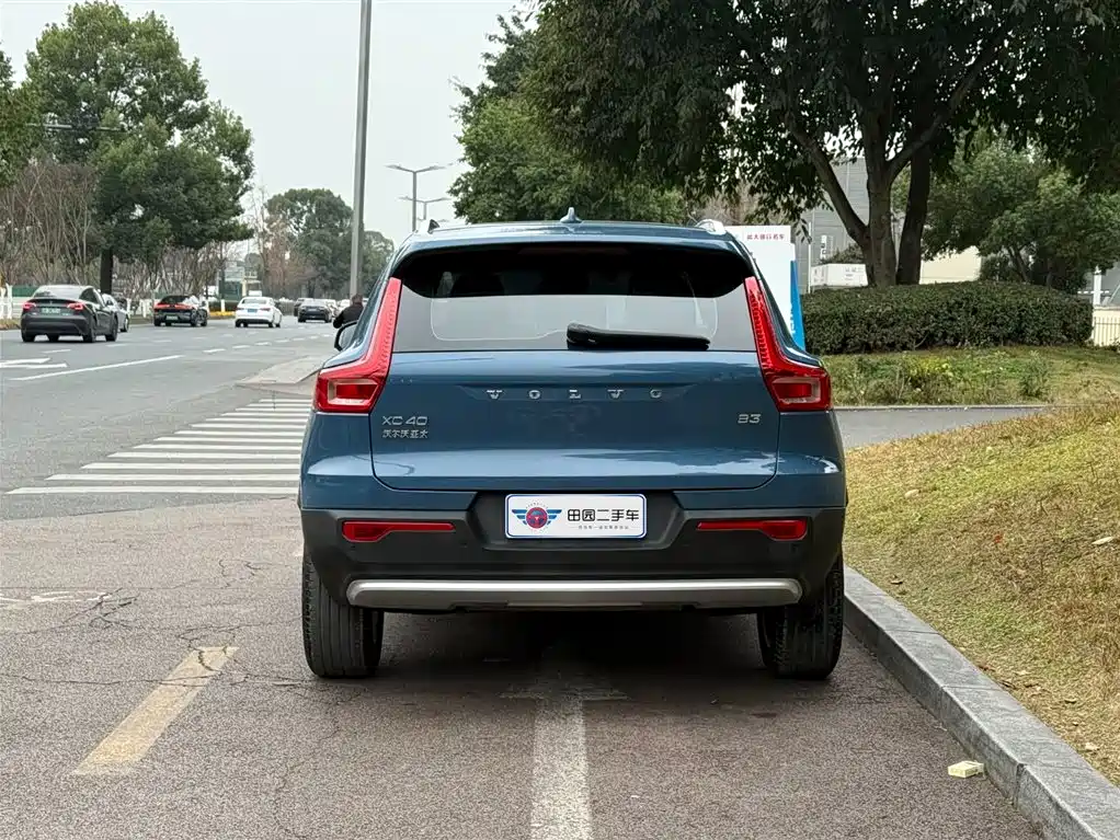 Volvo XC40 2023