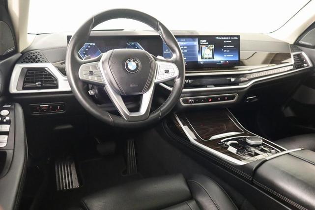 BMW X7 2023