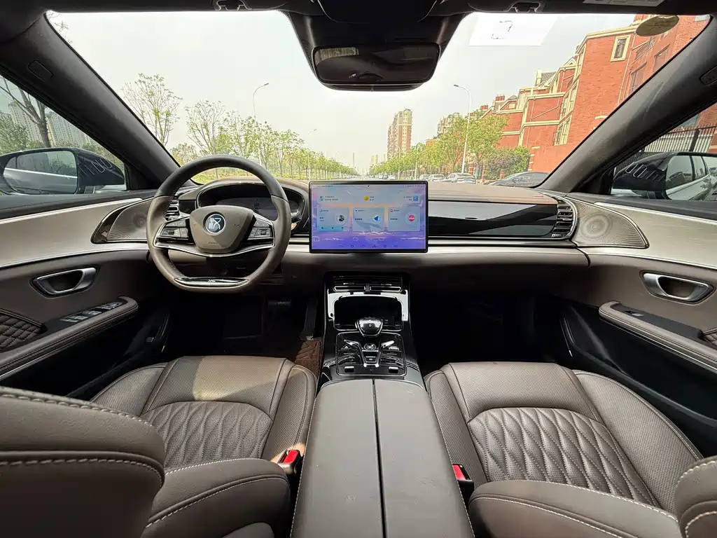BYD Han 2024