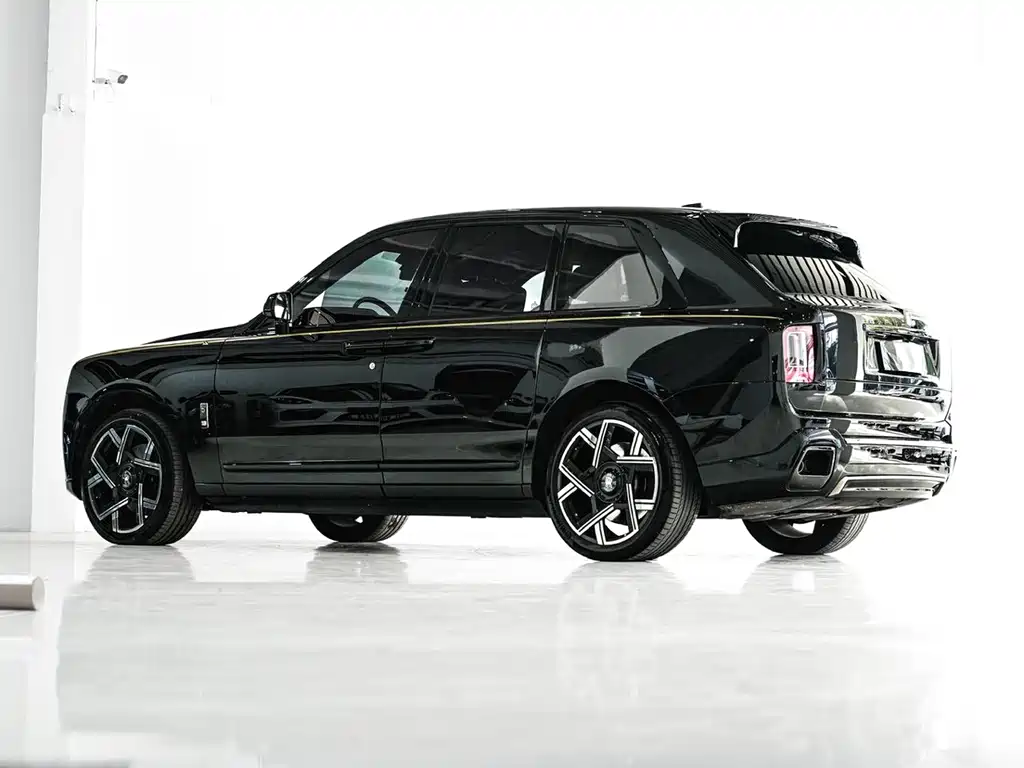 Rolls-Royce Cullinan 2021