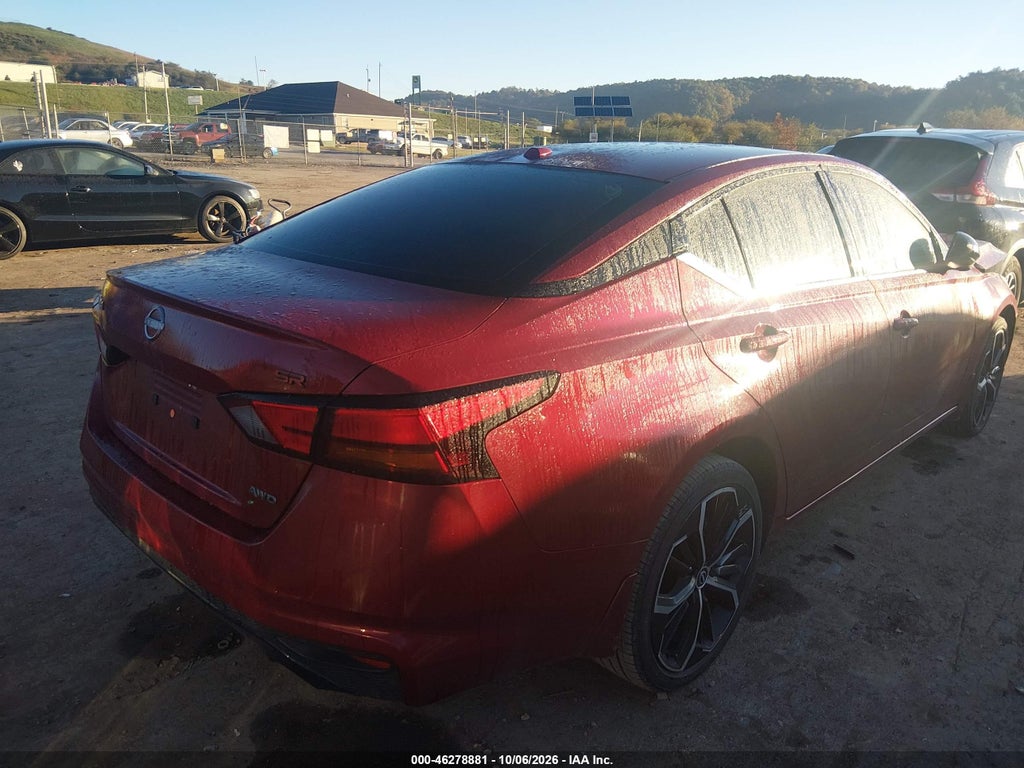 Nissan Altima 2025