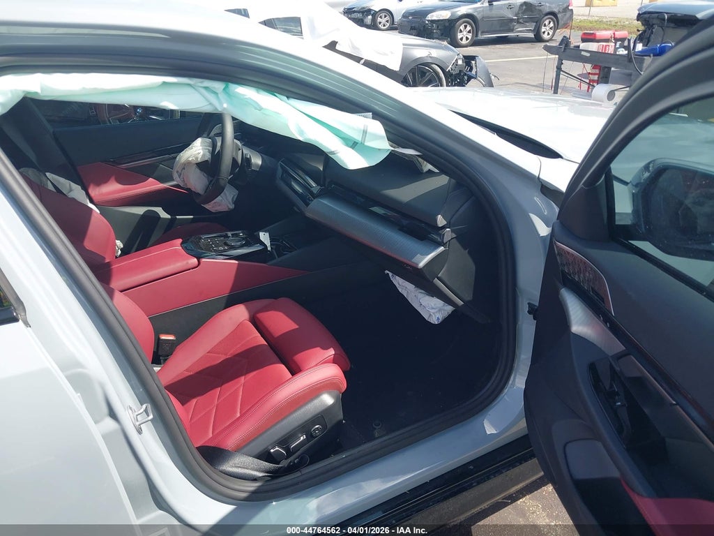 BMW i5 2026