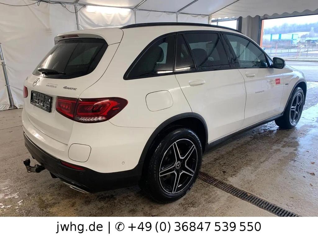 Mercedes-Benz GLC 300 2021